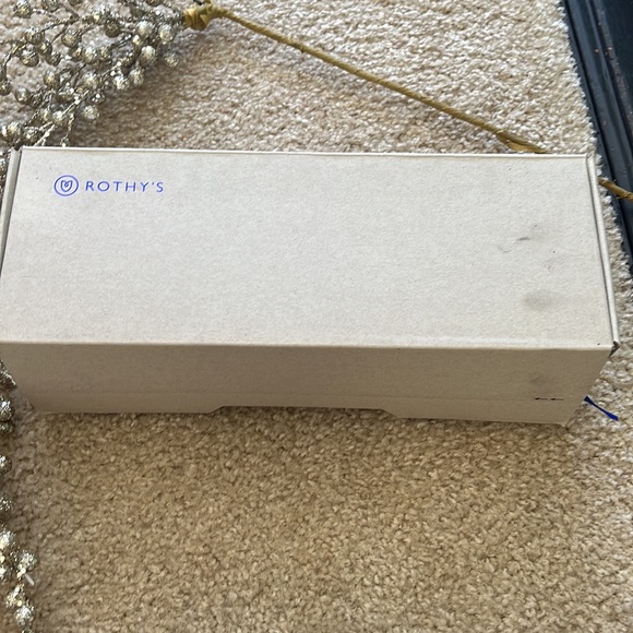 NWT Rothy’s Wine Round Toe Flats - Picture 3 of 10